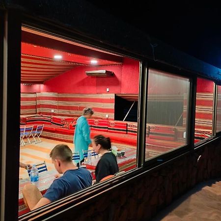 Rotana Camp Hotel Rum vádi Kültér fotó