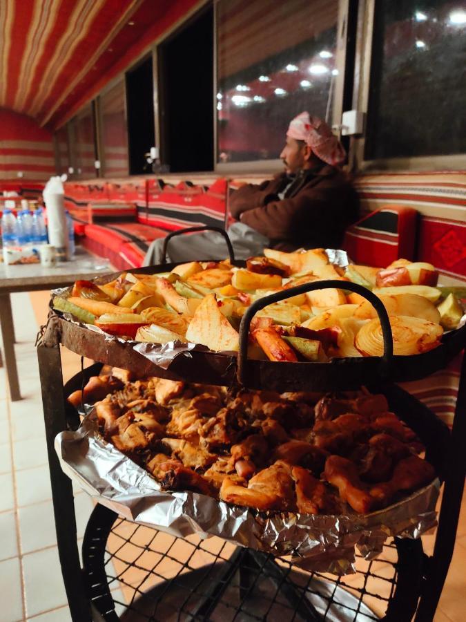 Rotana Camp Hotel Rum vádi Kültér fotó
